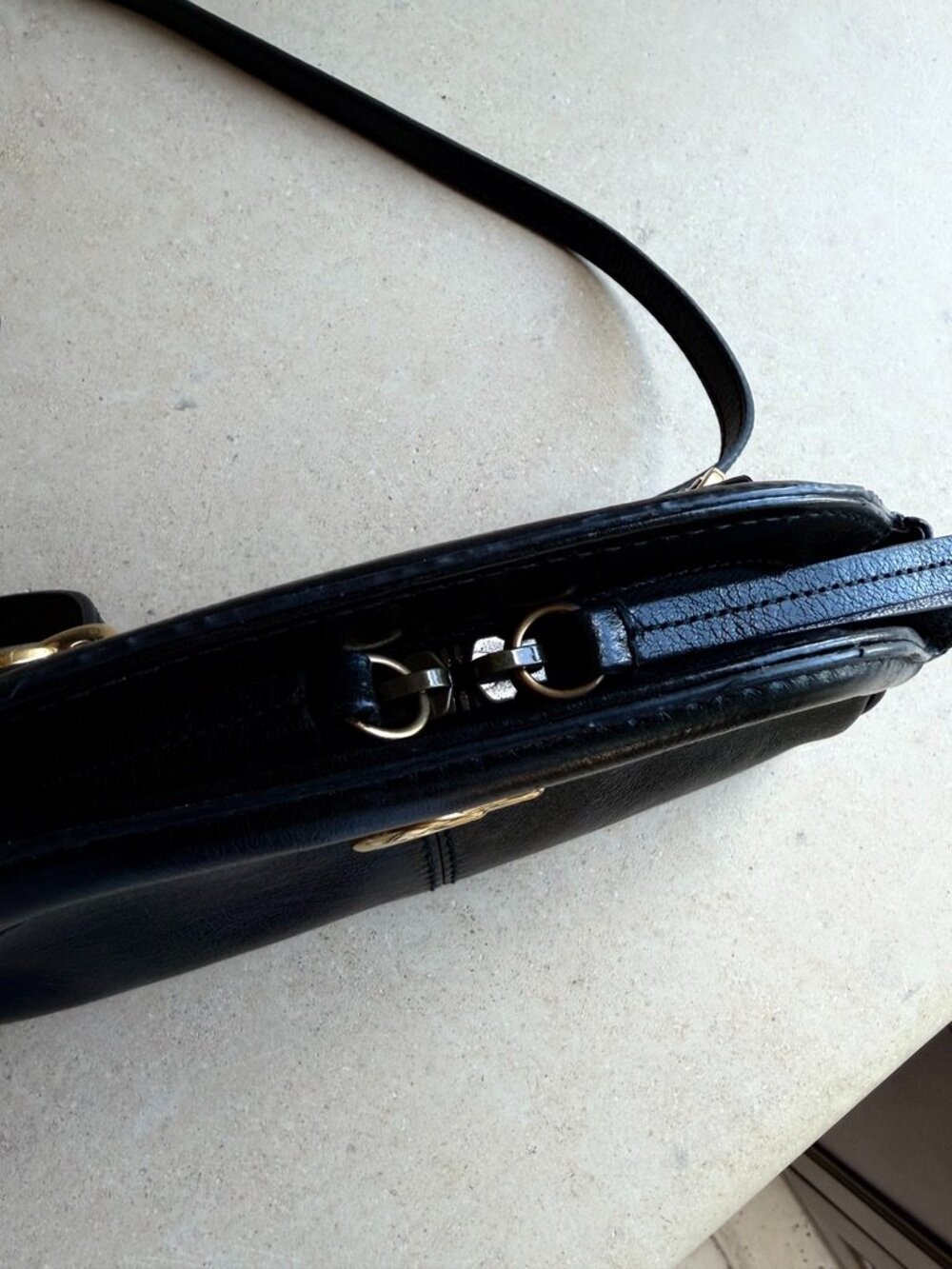Gucci GG Marmont, Tiger Head, Shoulder Strap Leather Purse - Picture 13 of 16